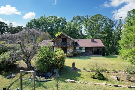 223 Albert Lawson Road NE