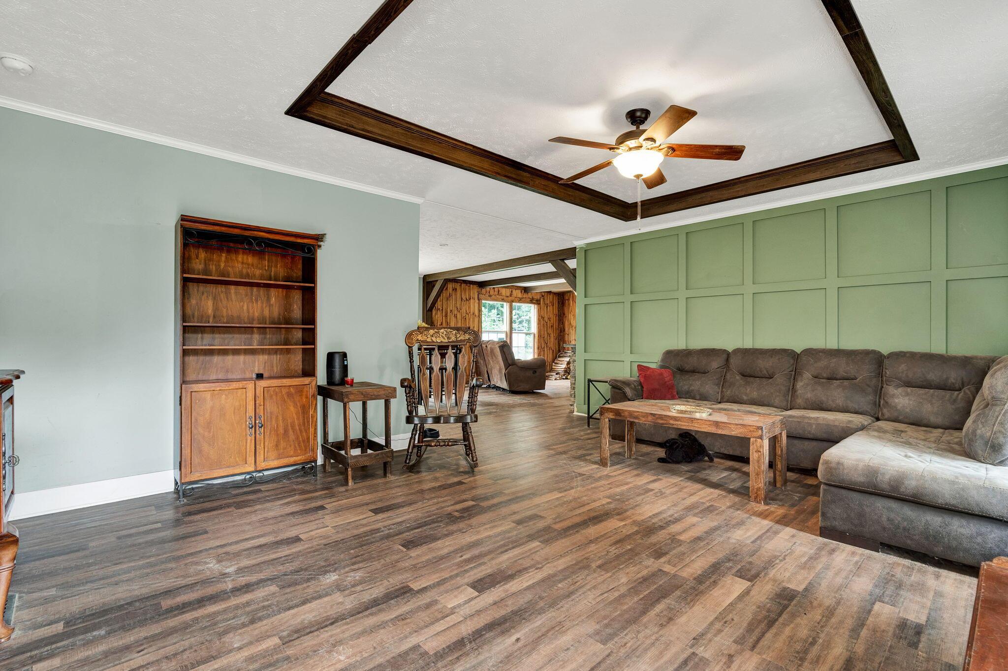 Image 3: 17-web-or-mls-DSC02499