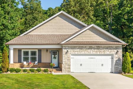 1898 Preservation Drive NE
