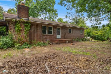 1382 Oak Grove Road