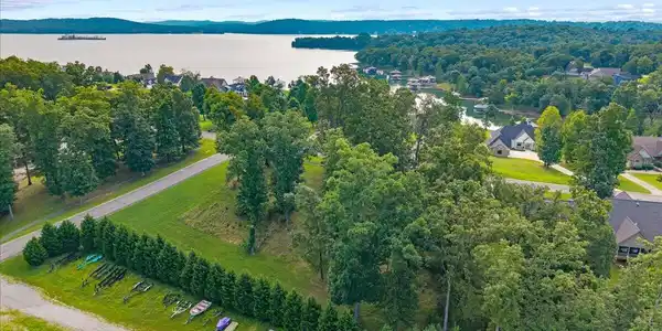 421 Waterfront Way