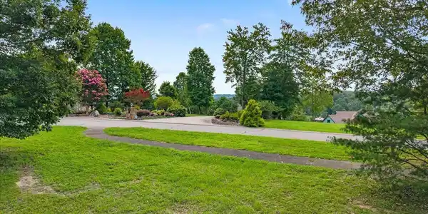 Image 2: 21-421 Waterfront Way-35