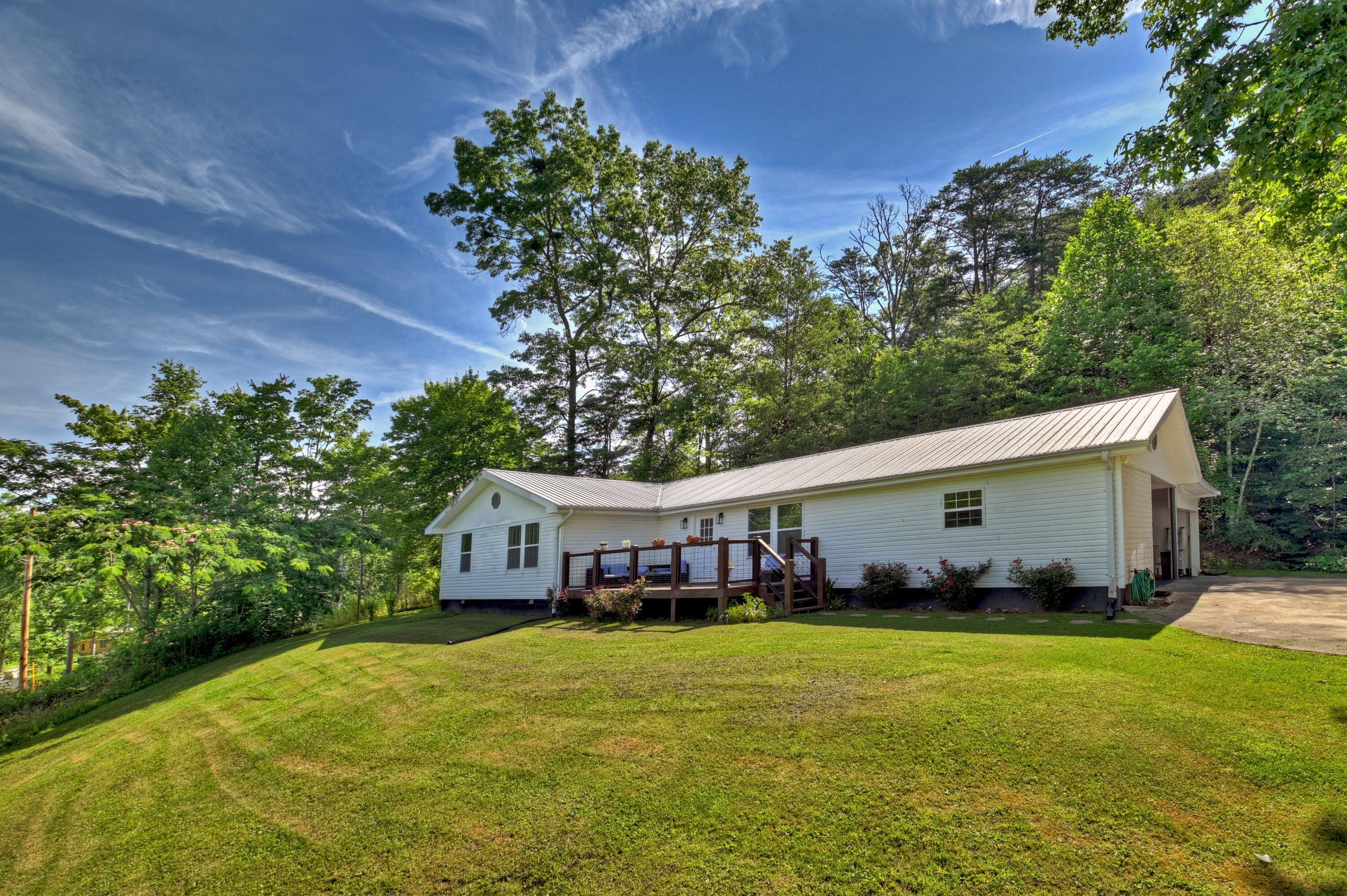 Image 1: 3892 Hwy 68