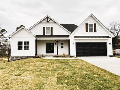 7105 Paxton Circle