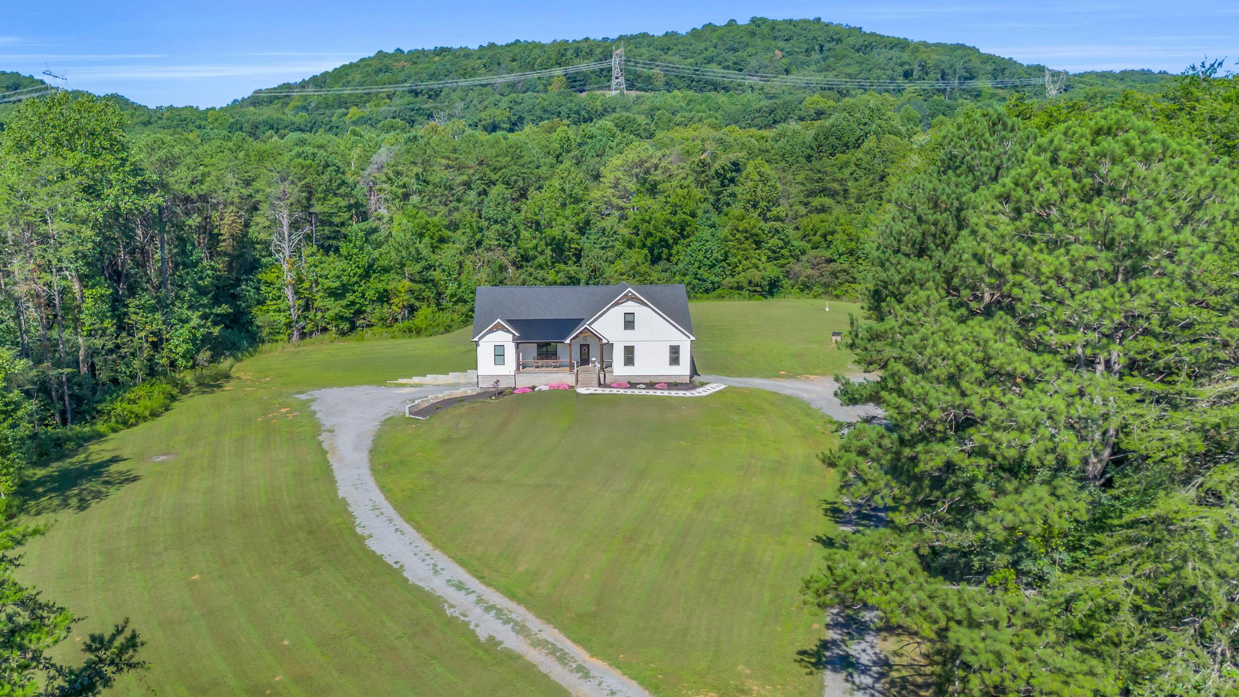 Image 4: 558 baugh springs rd-44