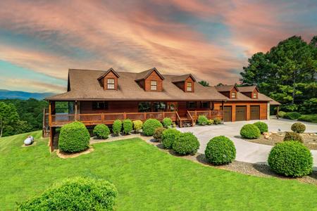 156 Pine View Lane