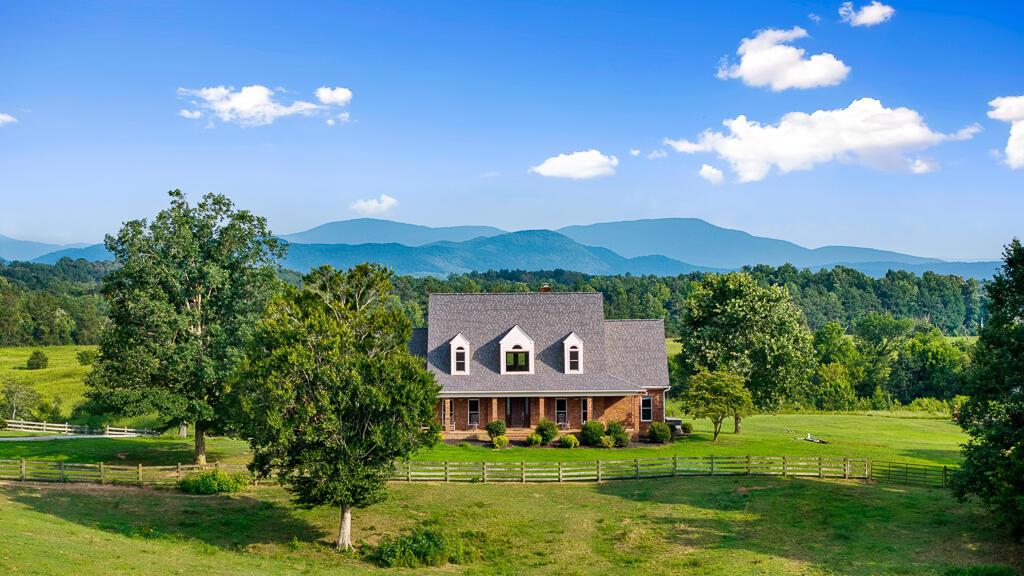 Image 4: 559 White Rd SE-004