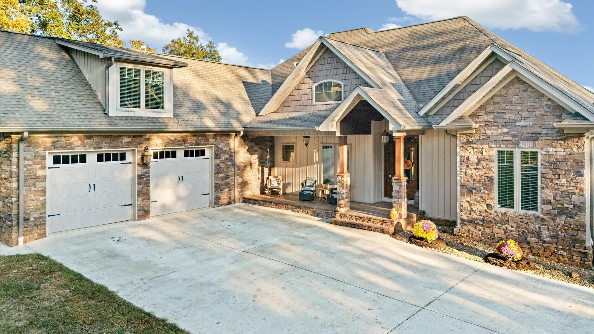 Image 3: Bacon Drone 2-05