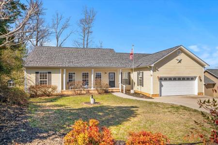 120 Jordan Drive SE