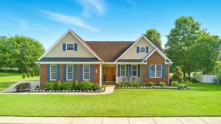 161 Abshire Lane NE