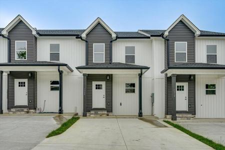 1322 Unity Drive NE