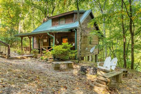 884 Ducks Nest Road