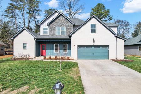 232 Eagle Creek Road NW