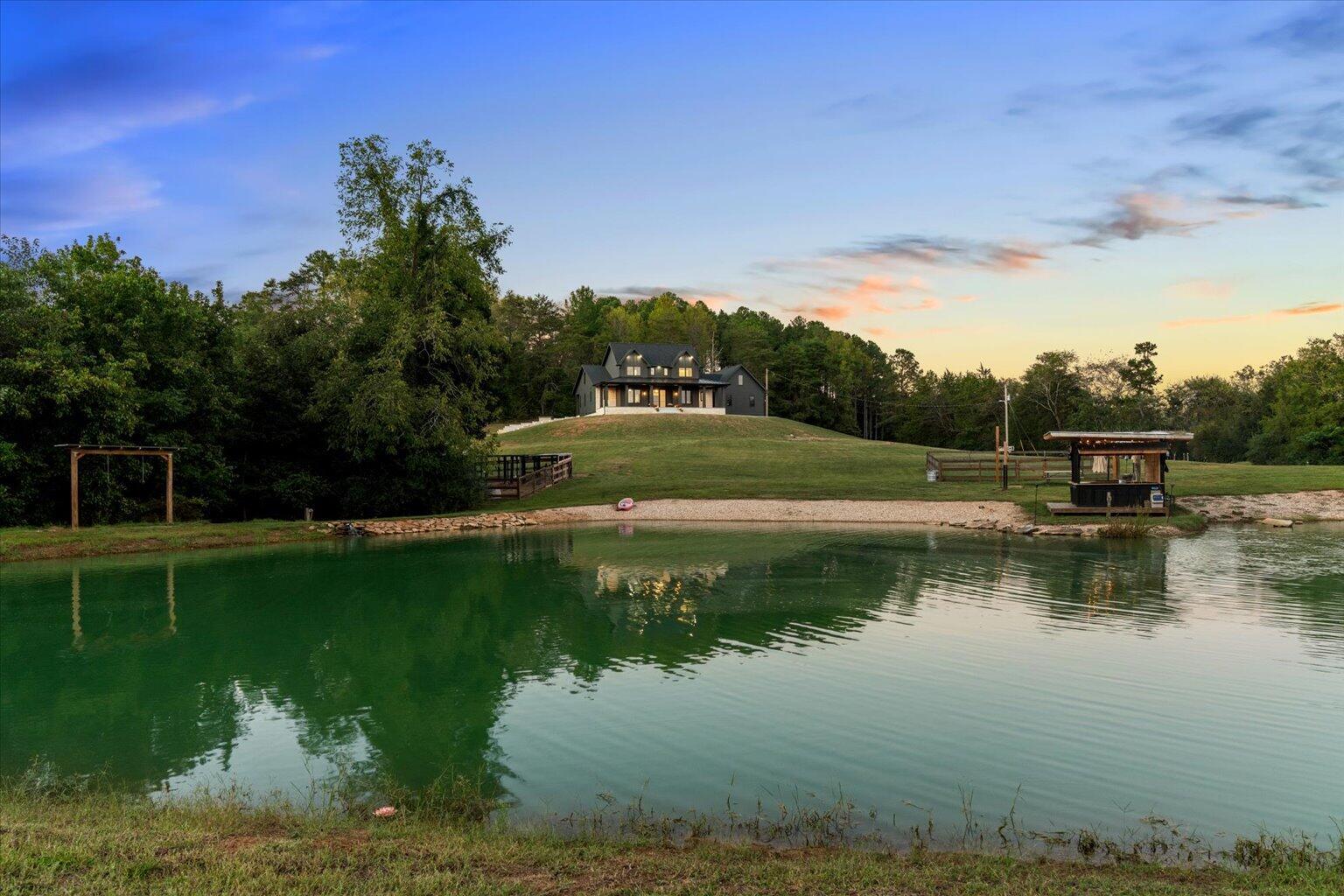 Image 2: 002-DSC02003