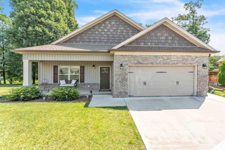 1891 Preservation Drive NE