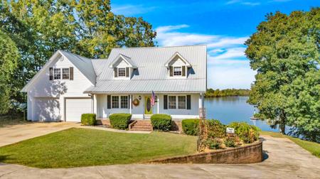 750 Lakewood Drive