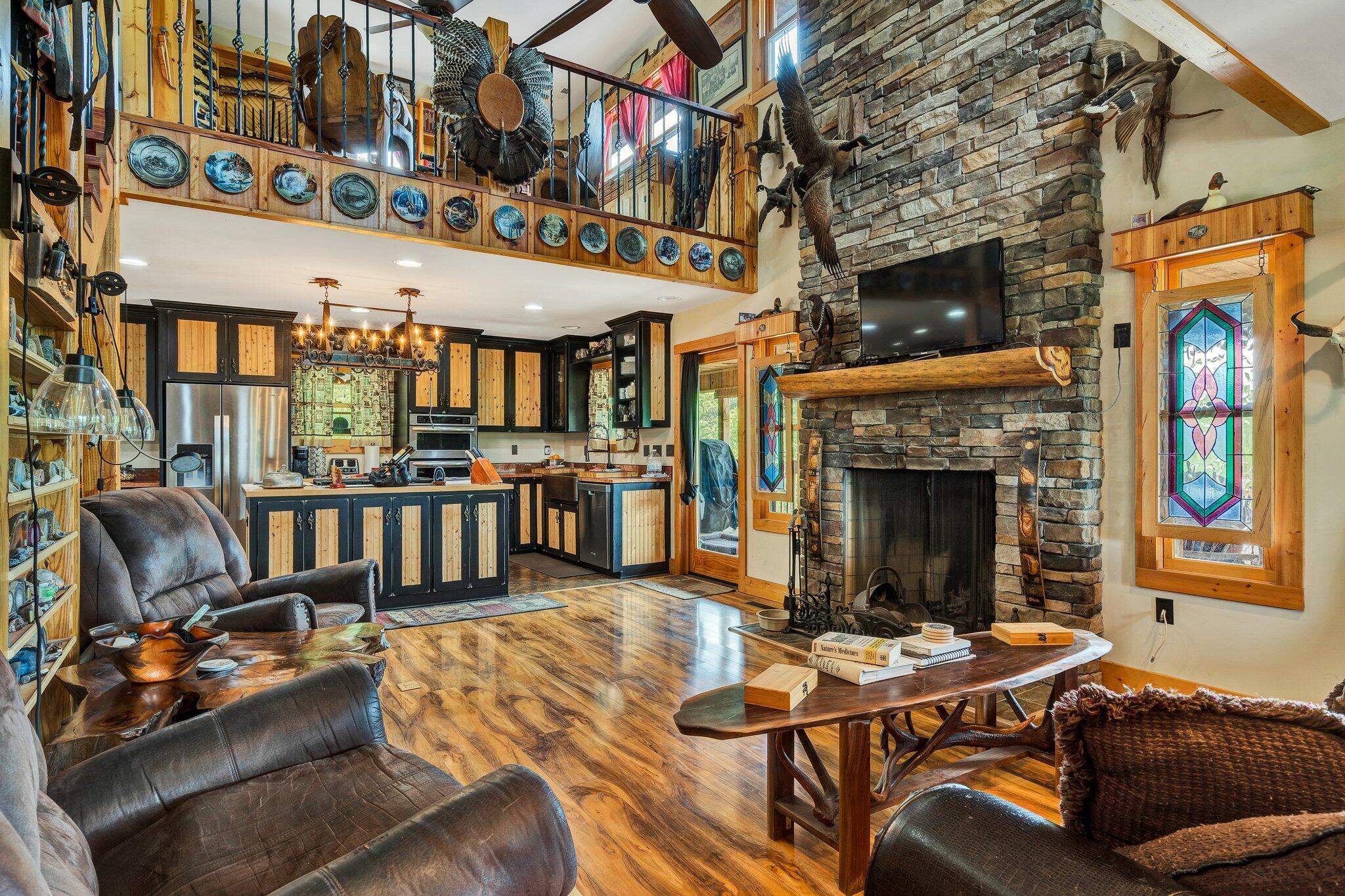 Image 2: 72-web-or-mls-DSC04307