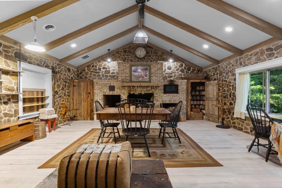 Image 3: whiteoak6