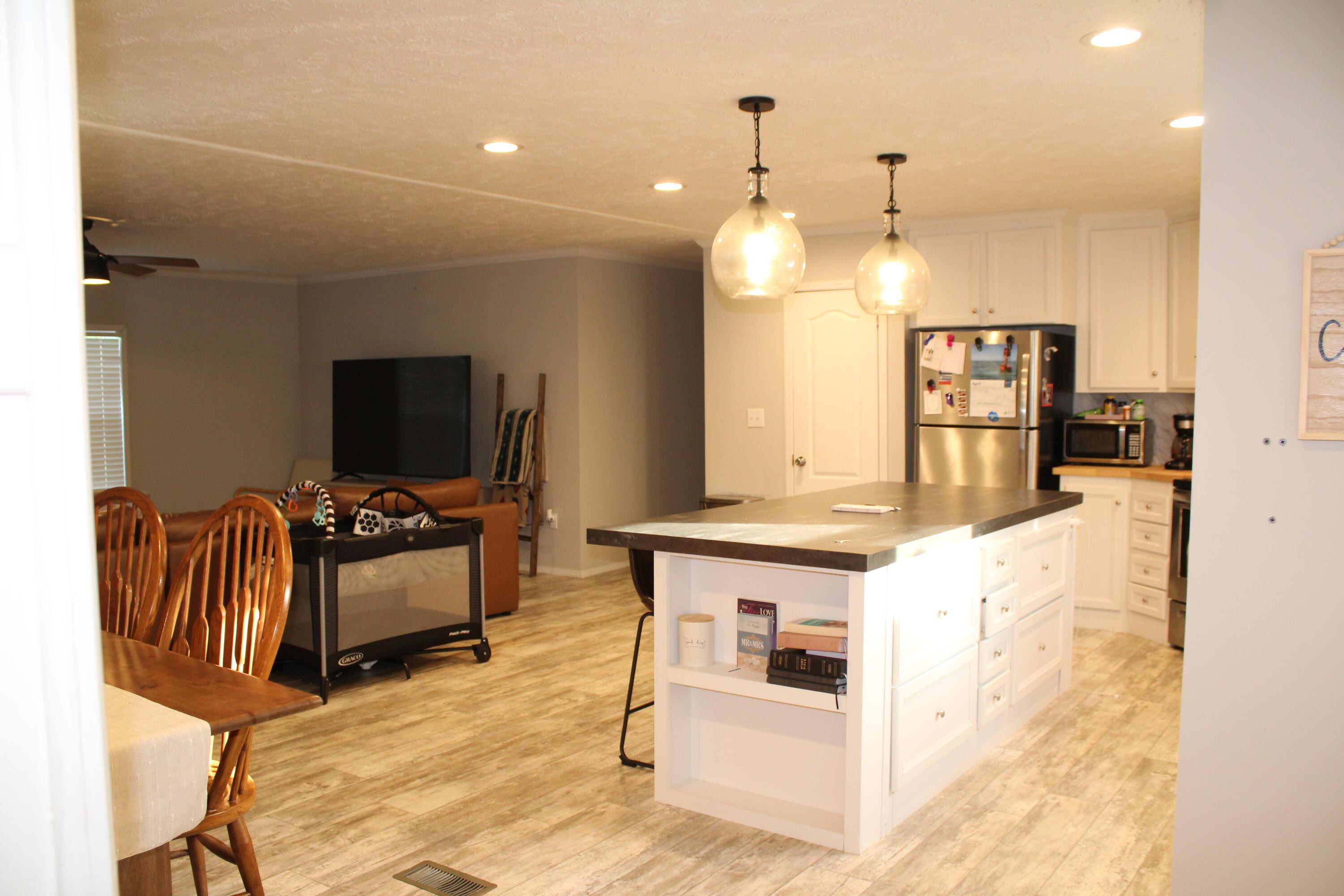 Image 3: IMG_2021