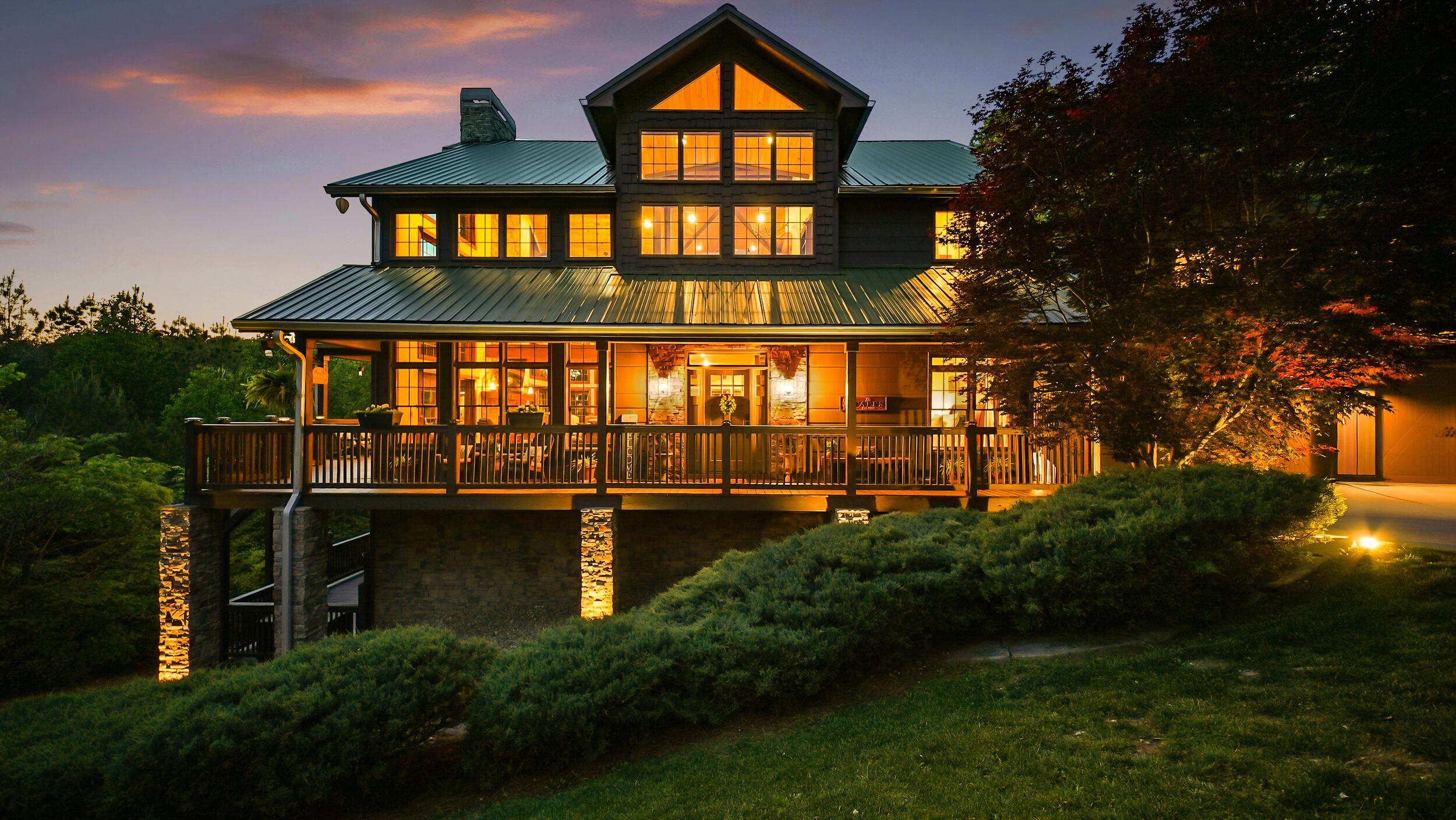 Image 1: 1_169 cherokee ridge dr twilight-1