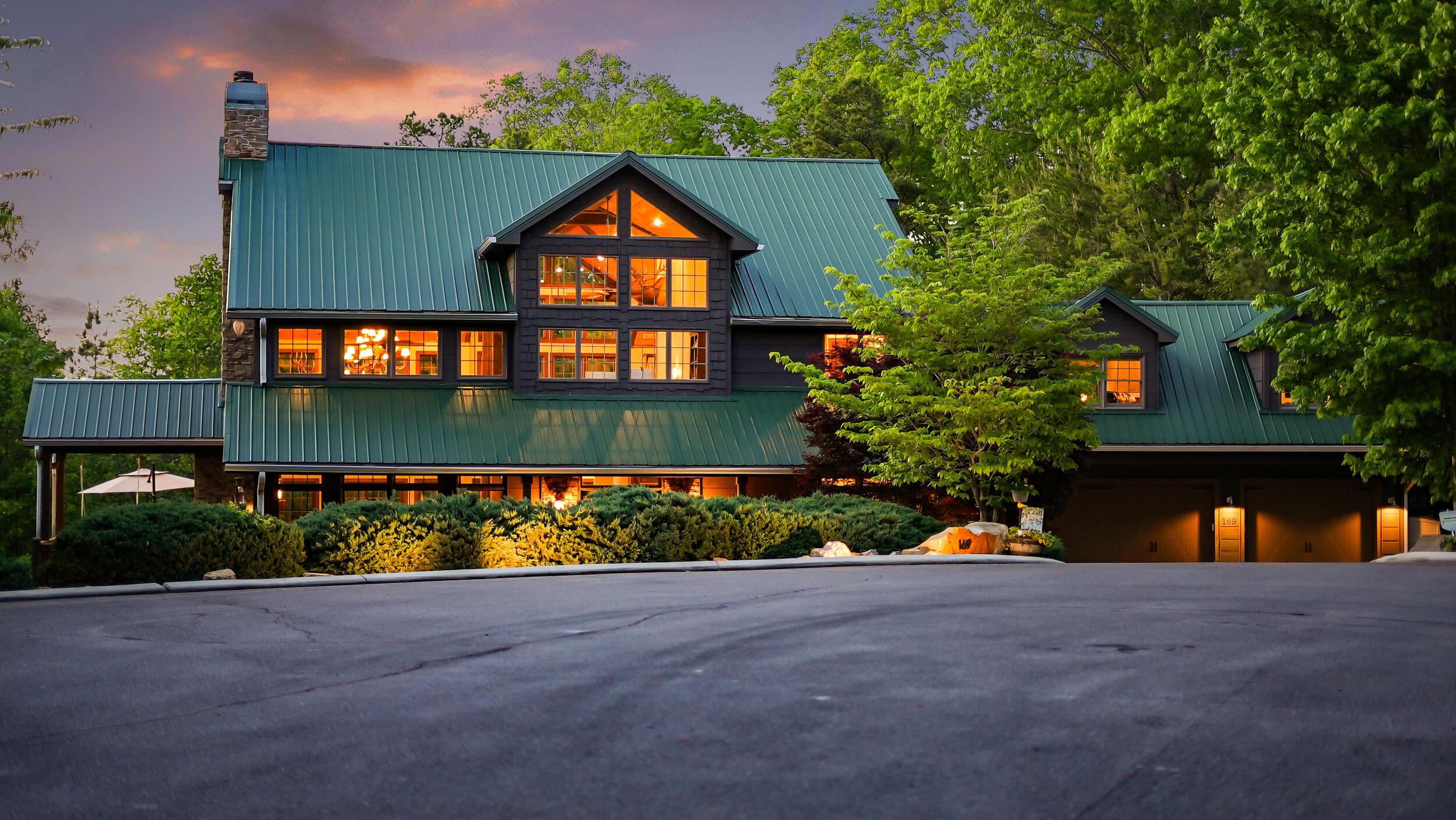 Image 2: 2_169 cherokee ridge dr twilight-2