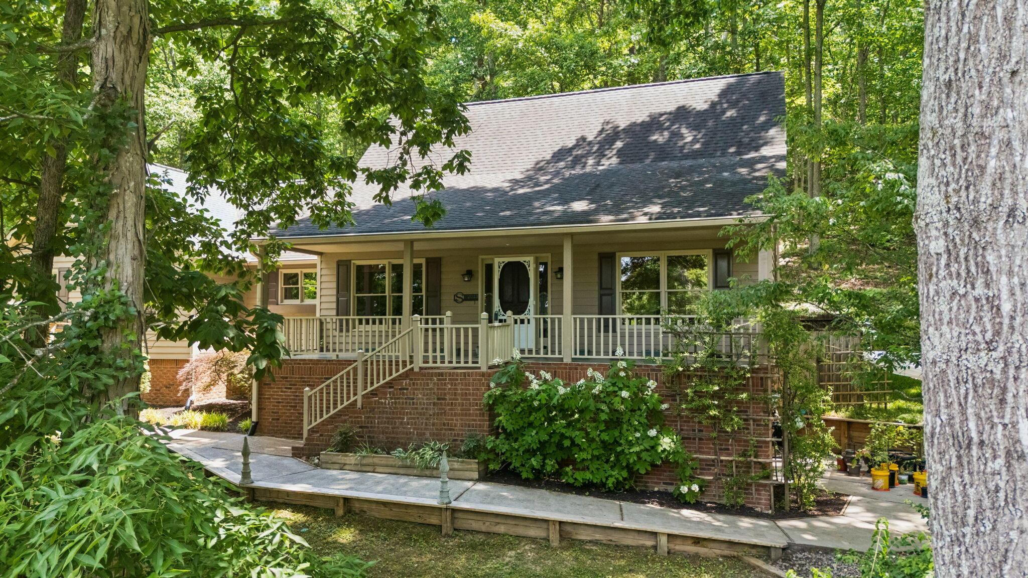 Image 1: 1-2013 Laurel Springs Dr NW - 001