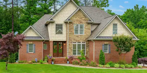 2725 Kensington Park Trail NW