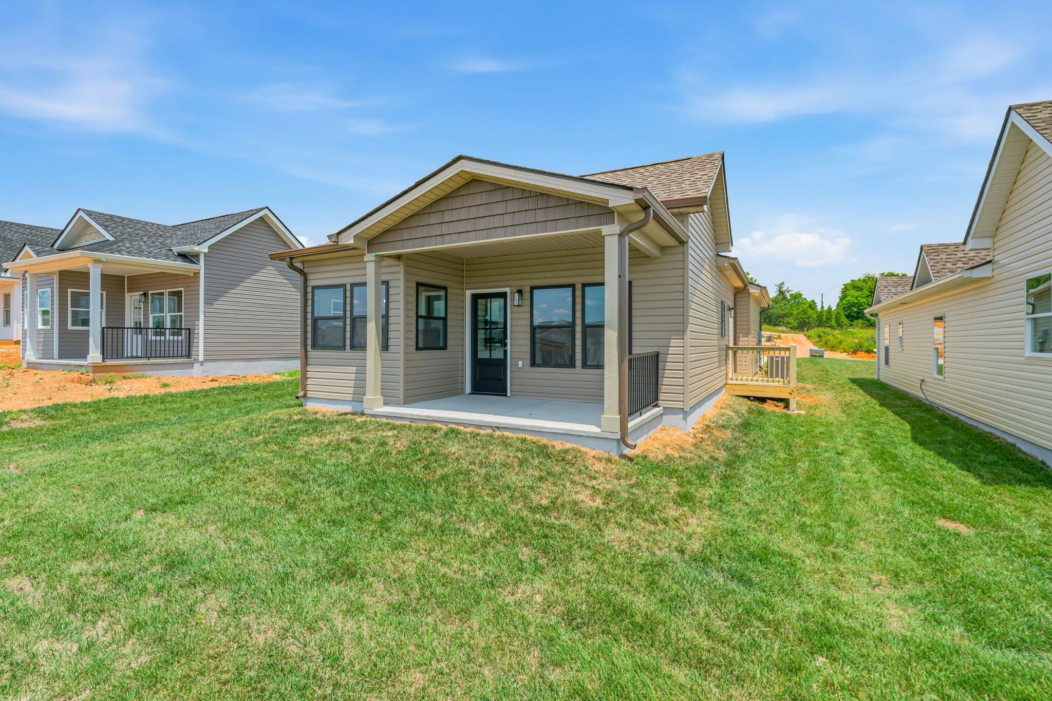 Image 2: 5-web-or-mls-1030 Wentford Ave-6