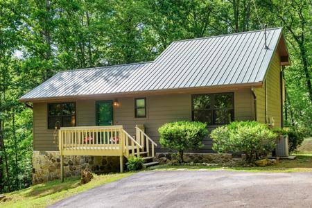 3197 Lower River Road NW