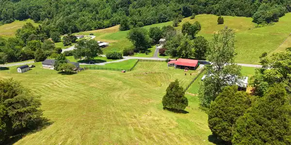 1319 Ideal Valley Road