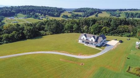 691 Hughes Road SE