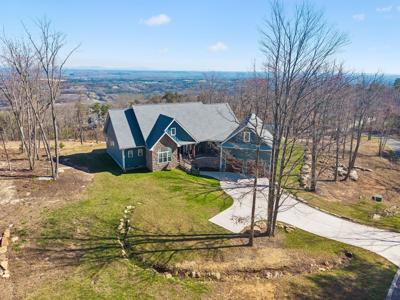 230 Duckwood Lane