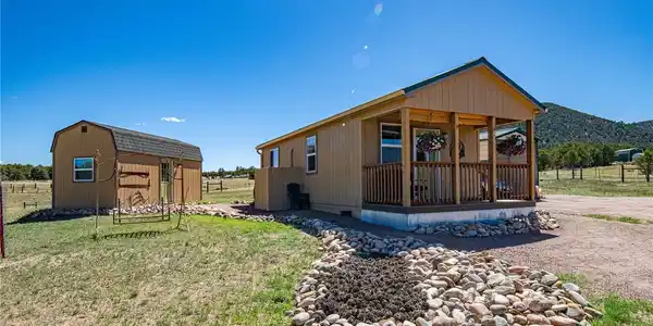 612 15th Trail