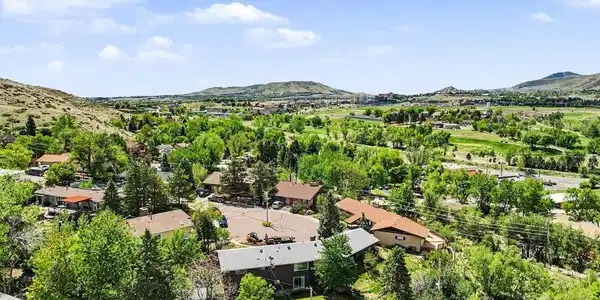 322 Lookout View Court