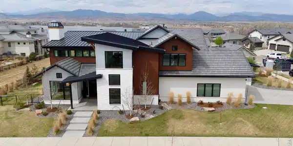 2311 Sugarloaf Road