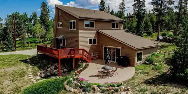 293/323 Sherwood Trail
