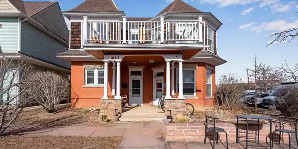 1843 Walnut Street