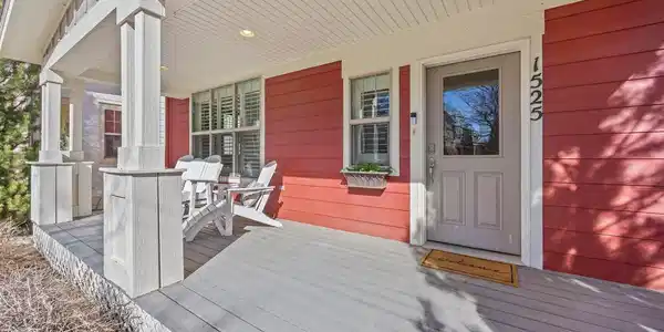 1525 Harvest Drive