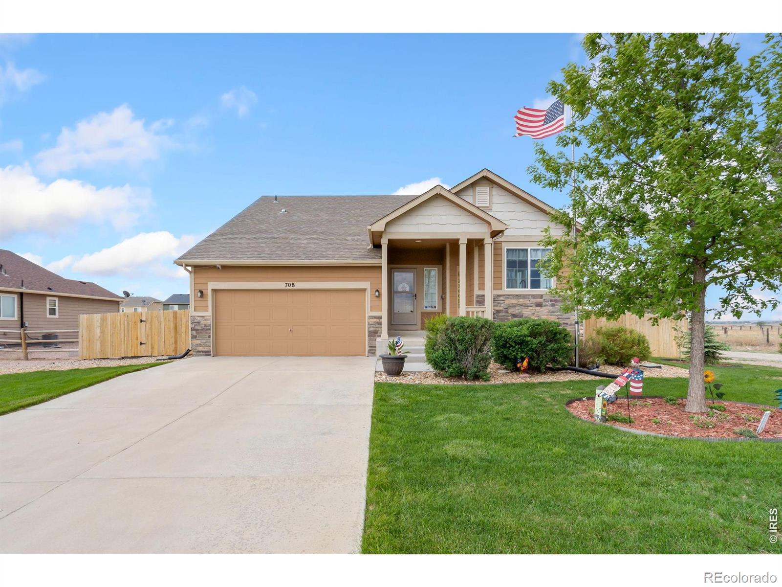 Image 3: Welcome to 708 Mountain Avenue! Image 3: Welcome to 708 Mountain Avenue!