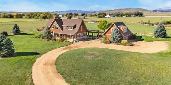 14754 Creekside Lane