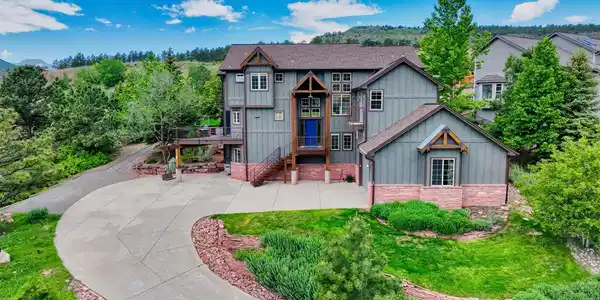 385 Vasquez Court