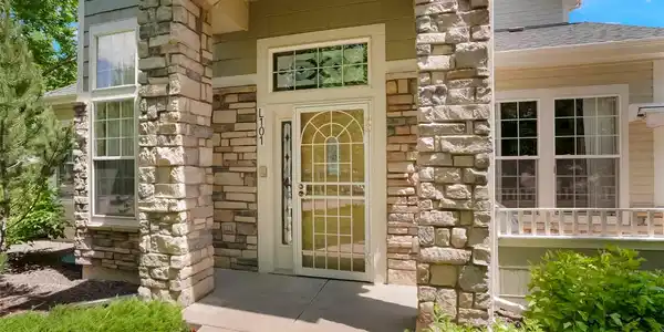 Image 4: Front Door with secure rod iron door Image 4: Front Door with secure rod iron door