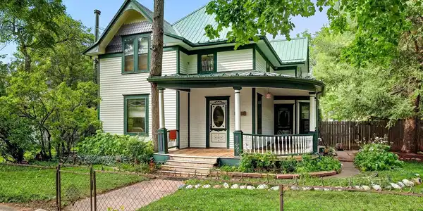 418 Seward Street