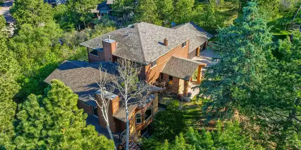 1310 Spinnaker Trail