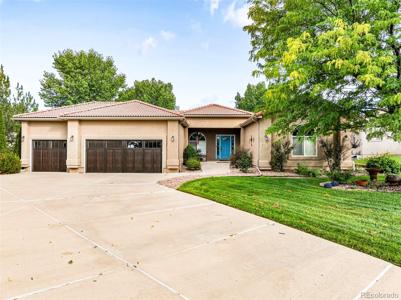 6 Carnoustie Court