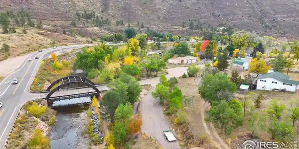 2186 Apple Valley Road