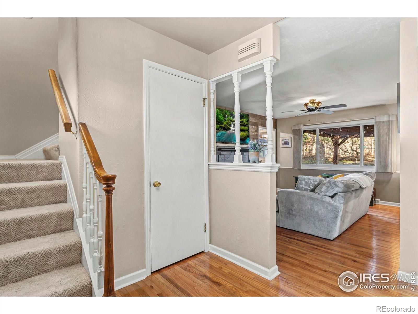 Image 4: Foyer Image 4: Foyer