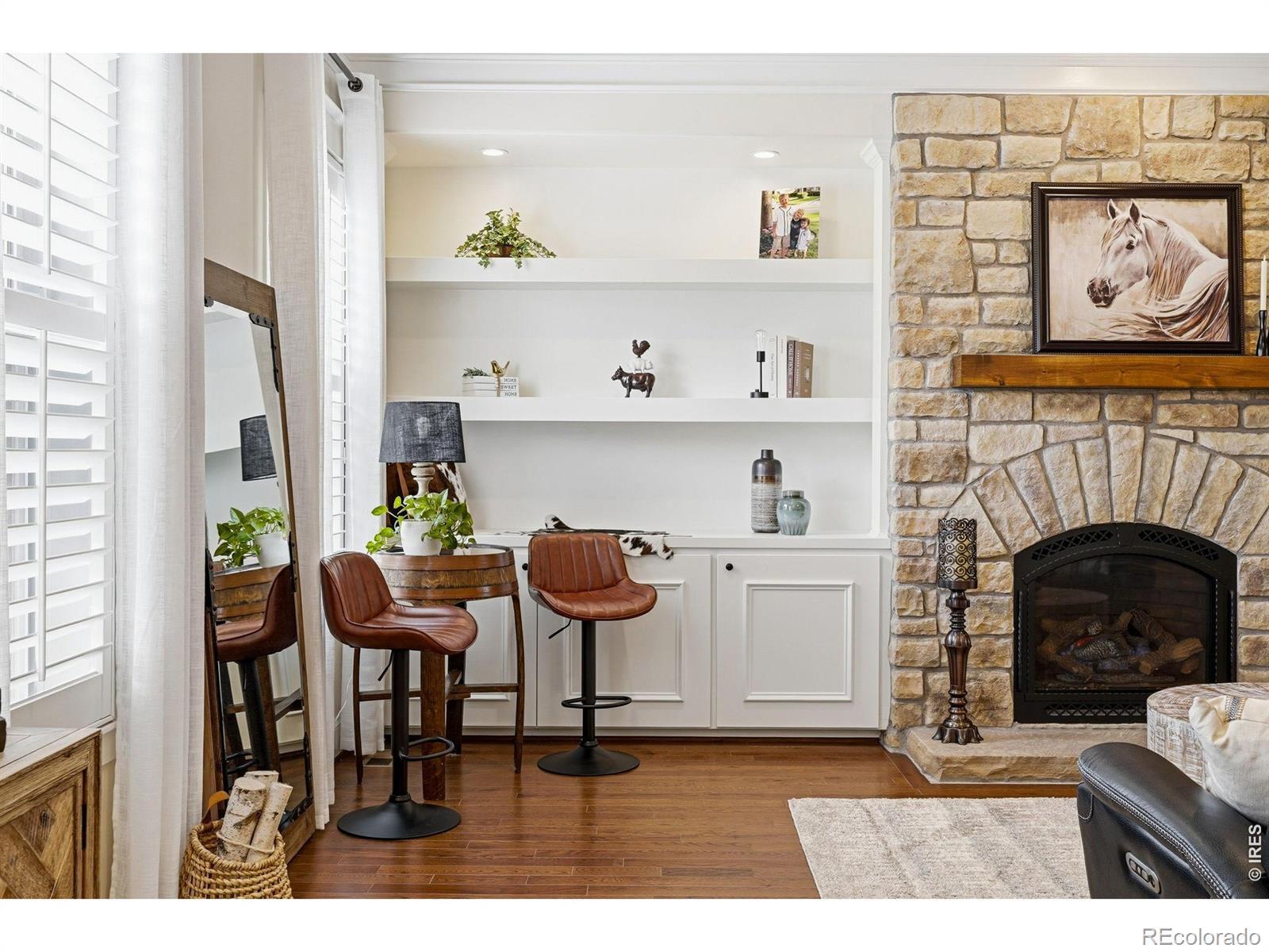 Image 2: custom built-ins Image 2: custom built-ins