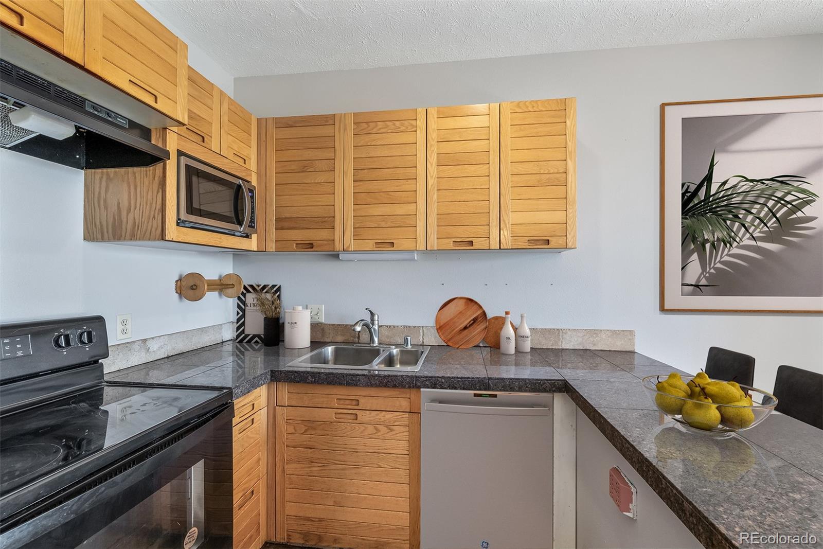 Image 4: Digitally Staged Photo.