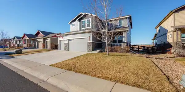 946 Tail Water Drive